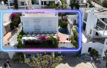 BODRUM KUMBAHÇE SİTE İÇİ MÜSTAKİL HAVUZLU VİLLA
