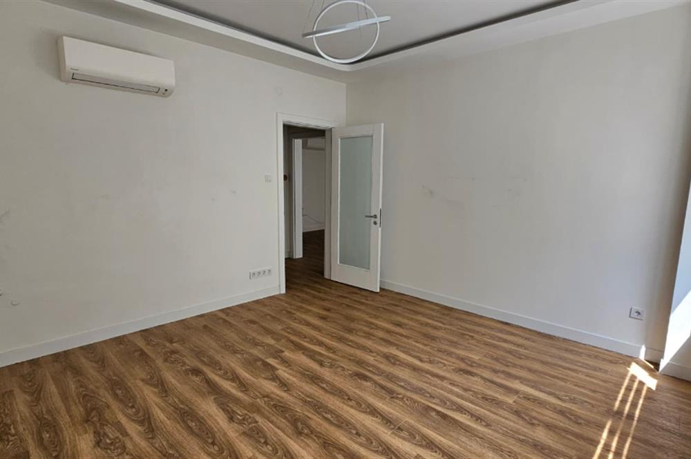 ŞİŞLİ HALASKARGAZİ CADDESİ ÜZERİNDE KİRALIK 4+1 BÜRO & OFİS