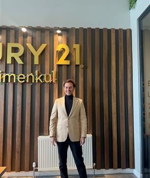 Özgür Torun