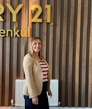 Özlem Özbek