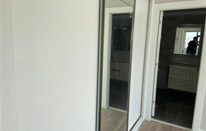 EVRENSEL YAŞAM KONUTLARINDA FULL YAPILI SATILIK 4,5+1 DAİRE