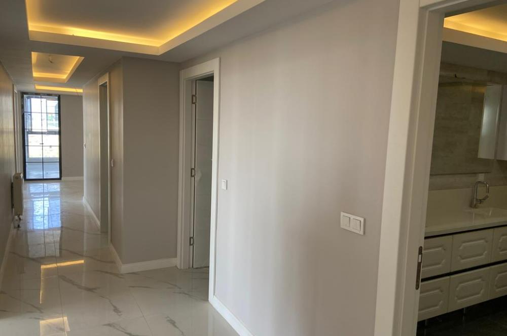 EVRENSEL YAŞAM KONUTLARINDA FULL YAPILI SATILIK 4,5+1 DAİRE