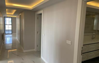 EVRENSEL YAŞAM KONUTLARINDA FULL YAPILI SATILIK 4,5+1 DAİRE