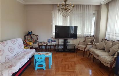 BİROL DURSUNDAN MODA CADDESİ KÖŞE KONUMLU BİNADA 175 M2 ARA KAT DAİRE