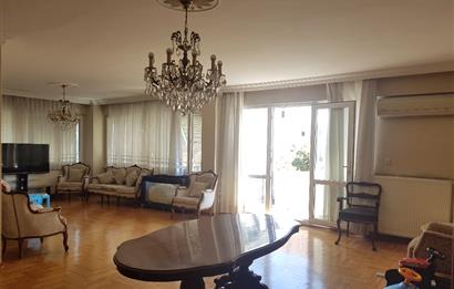 BİROL DURSUNDAN MODA CADDESİ KÖŞE KONUMLU BİNADA 175 M2 ARA KAT DAİRE