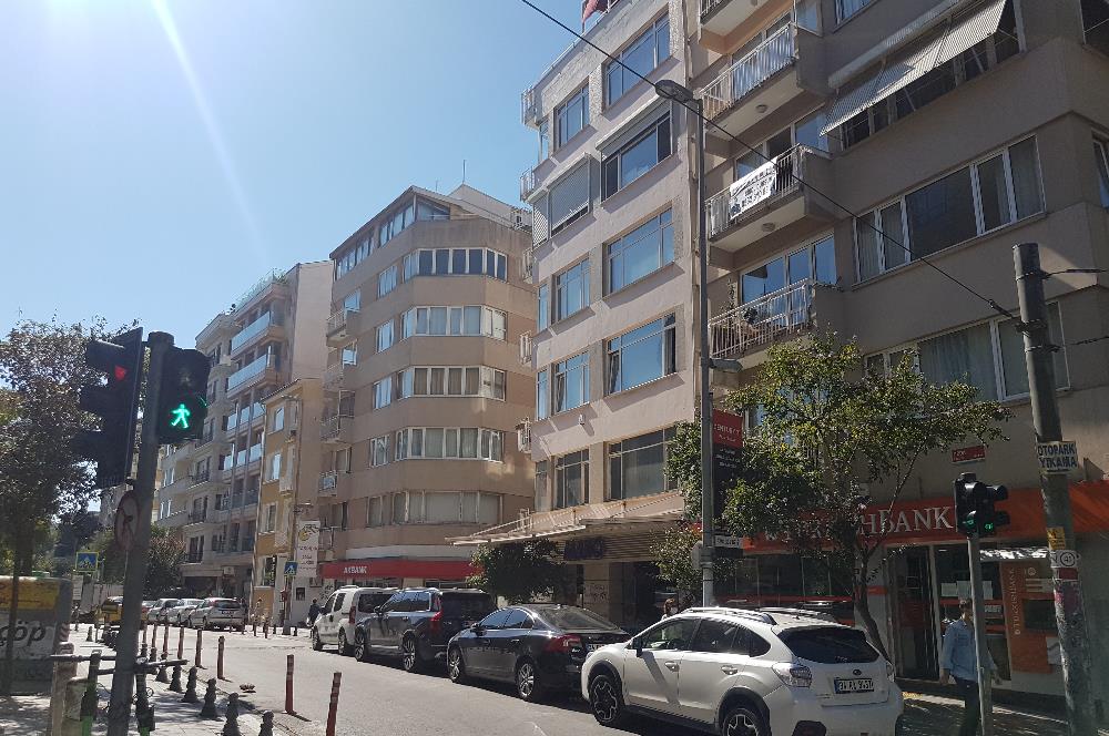 BİROL DURSUNDAN MODA CADDESİ KÖŞE KONUMLU BİNADA 175 M2 ARA KAT DAİRE