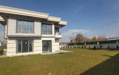 Eğribucak'da Satılık Villa