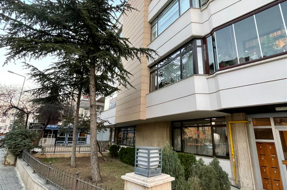 CİNNAH CADDESİ WİLLY BRANT SOKAKTA 6+1 YAPILI HAZIR OFİS