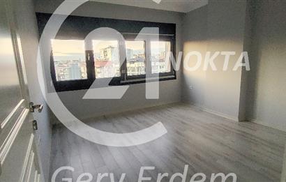 ERENKÖY KAZIM KARABEKİRDE 6 YILLIK TERASLI DUBLEX 4+2 300 m2