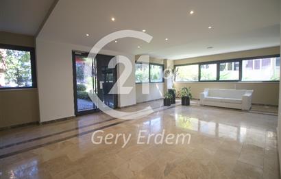 ERENKÖY KAZIM KARABEKİRDE 6 YILLIK TERASLI DUBLEX 4+2 300 m2