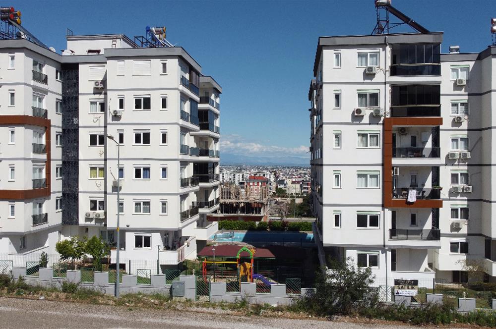 C21 HAN FEVZİ ÇAKMAK İKAMETGAHA UYGUN SATILIK 2+1 EŞYALI DAİRE