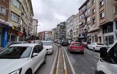 ACIBADEM CADDESİNDE SATILIK FIRSAT DÜKKAN