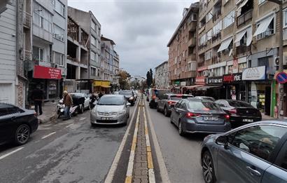 ACIBADEM CADDESİNDE SATILIK FIRSAT DÜKKAN