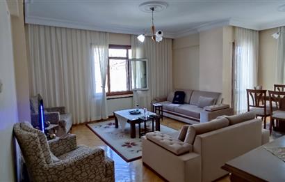 İÇERENKÖY'DE 3+1 SATILIK DAİRE 