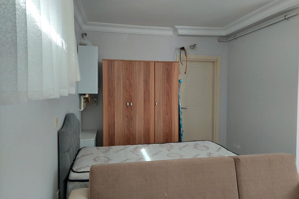 İçerenköy'de Metro ve Toplu Taşıma Araçlarına 5 Dak. Full Eşyalı kiralık 2+1 Daire