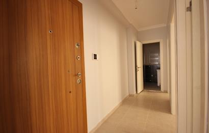 C21 Palmy den Sancaktepe de Genç Binada Satılık 2+1