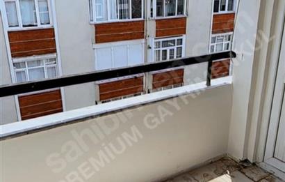 ZÜMRÜTEVLER TÜLİN CADDESİNDE 2+1  DAİRE