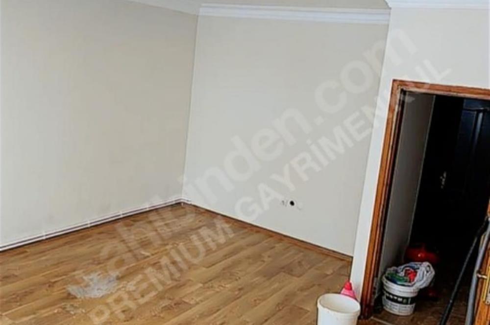 ZÜMRÜTEVLER TÜLİN CADDESİNDE 2+1  DAİRE