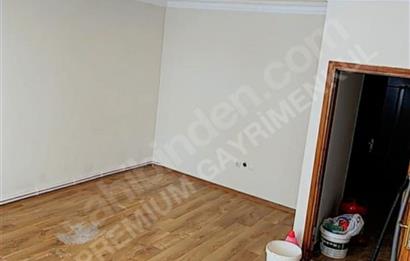 ZÜMRÜTEVLER TÜLİN CADDESİNDE 2+1  DAİRE