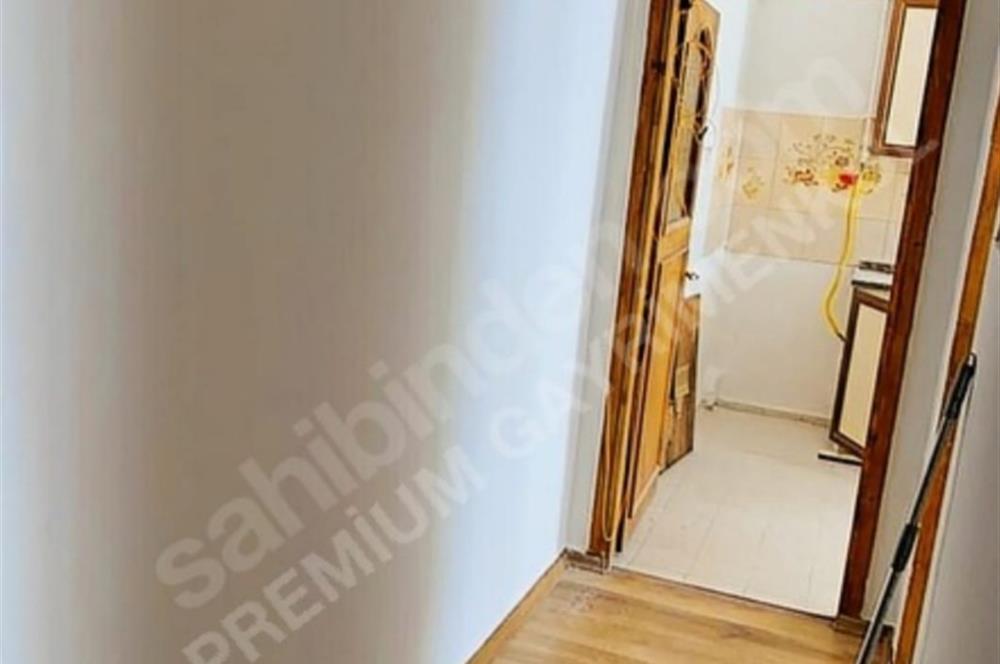 ZÜMRÜTEVLER TÜLİN CADDESİNDE 2+1  DAİRE