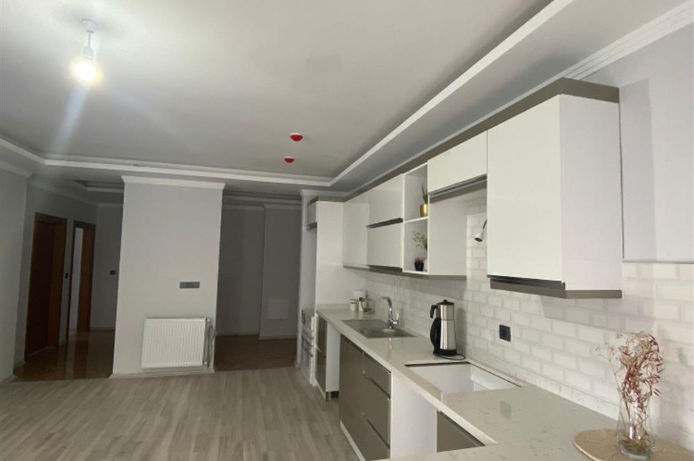 CENTURY21 UZMANDAN KAŞÜSTÜ MERKEZDE HOMEOFFİCE DAİRE