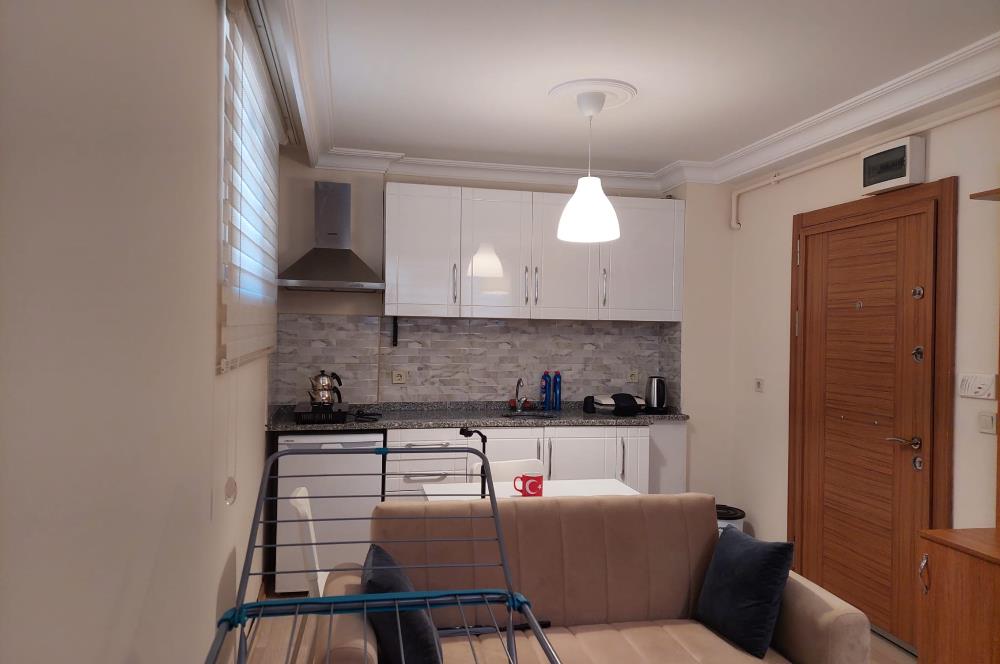 YENİ BİNADA METRO ve TOPLU TAŞIMAYA 7 DAK. FULL EŞYALI DAİRE