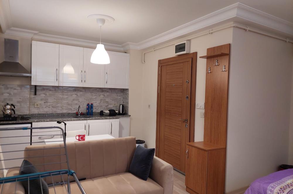 YENİ BİNADA METRO ve TOPLU TAŞIMAYA 7 DAK. FULL EŞYALI DAİRE