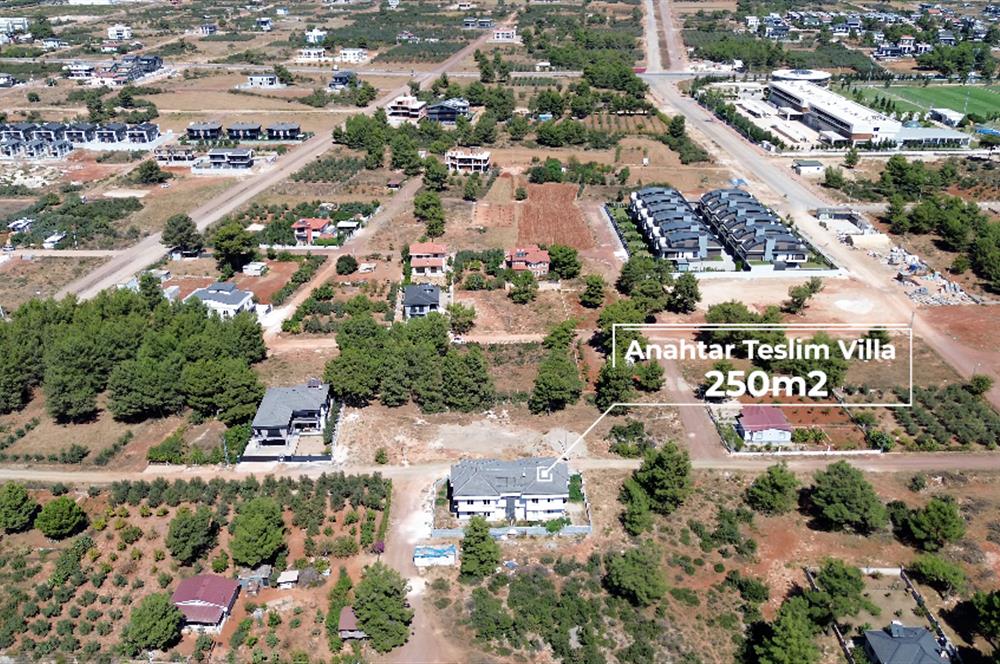 C21 HAN ANTALYA DÖŞEMEALTI YEŞİLBAYIR SATILIK 5+1 İKİZ VİLLA