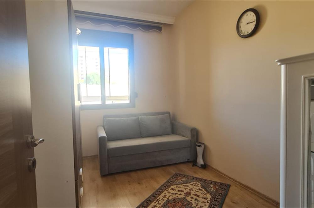 ÇİĞLİ MARKA 270 SİTESİ SATILIK 2+1 DAİRE