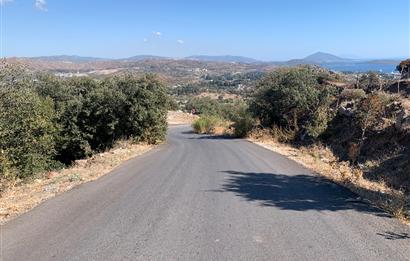 ORTAKENT YAHŞİ MALİKANELER BÖLGESİNDE PANORAMİK DENİZ VE DOĞA MANZARALI SATILIK TARLA