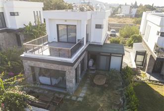 Bodrum Ortakent te Satılık 3+1 Dubleks Villa