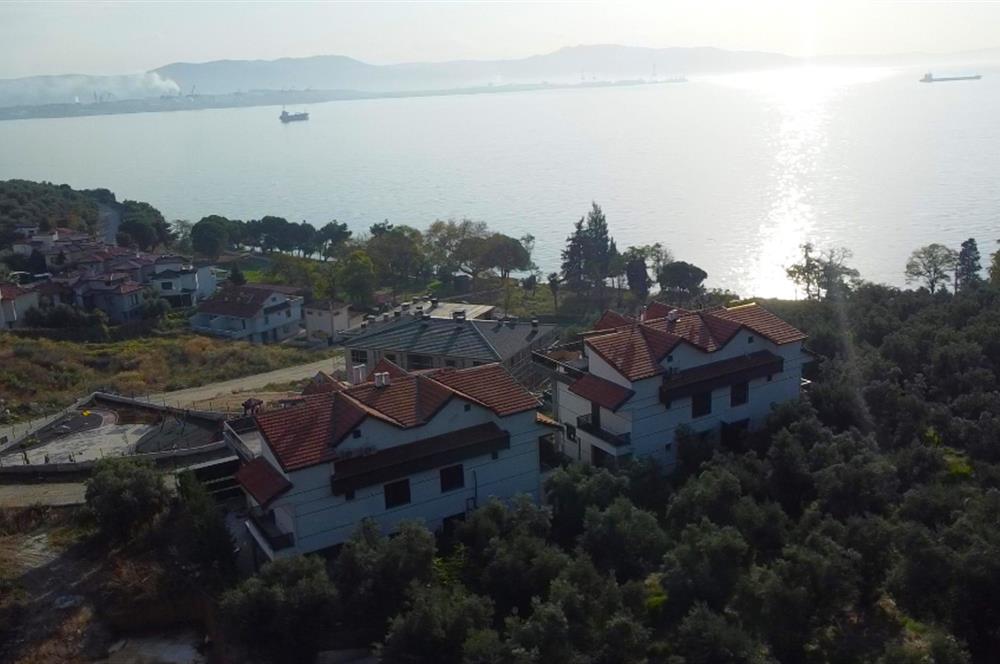 Lebiderya Bahçeli Tripleks Villa 5+1 256m² Net