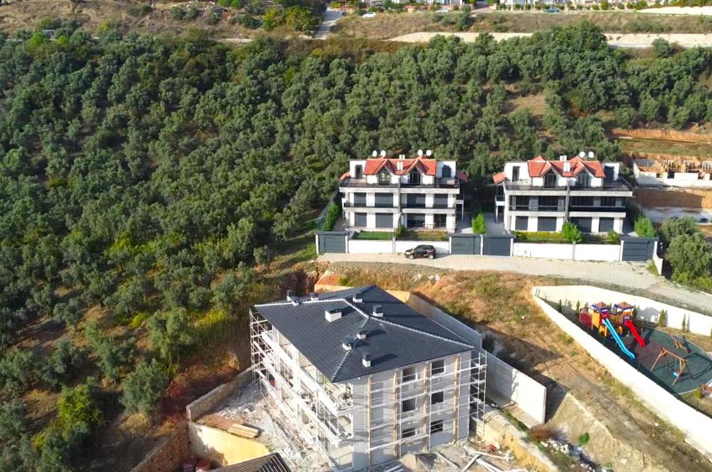 Lebiderya Bahçeli Tripleks Villa 5+1 256m² Net