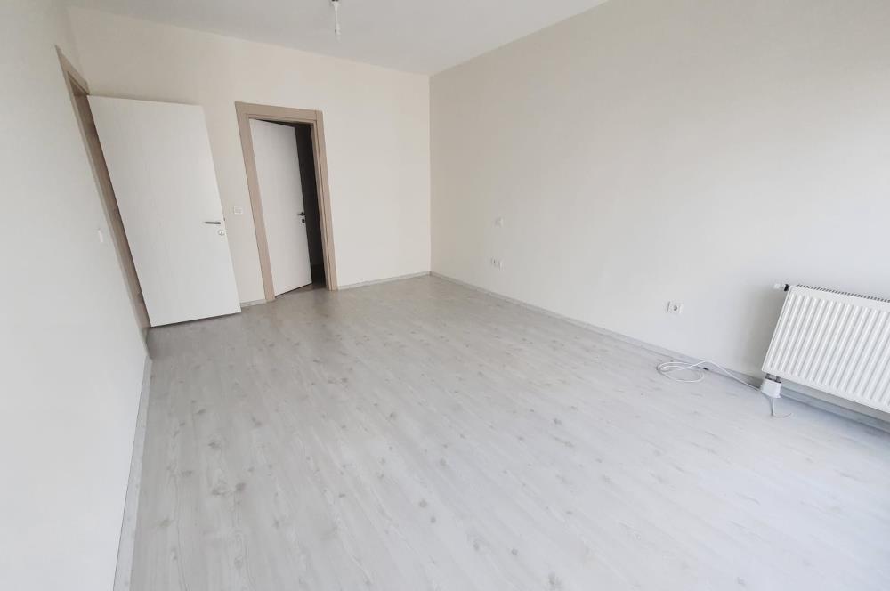 CENTURY 21. YILDIZ'DAN ARAKAT ÖNÜ AÇIK SATILIK 3+1 DAİRE