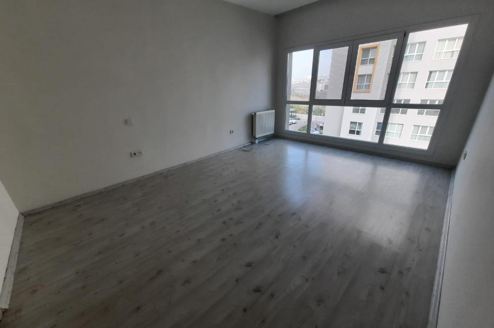 CENTURY 21. YILDIZ'DAN ARAKAT ÖNÜ AÇIK SATILIK 3+1 DAİRE