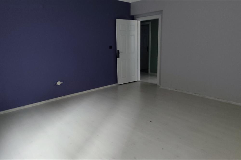 ÇEKMEKÖY TAŞDELEN'DE İÇİ FULL YAPILI FIRSAT DAİRE 