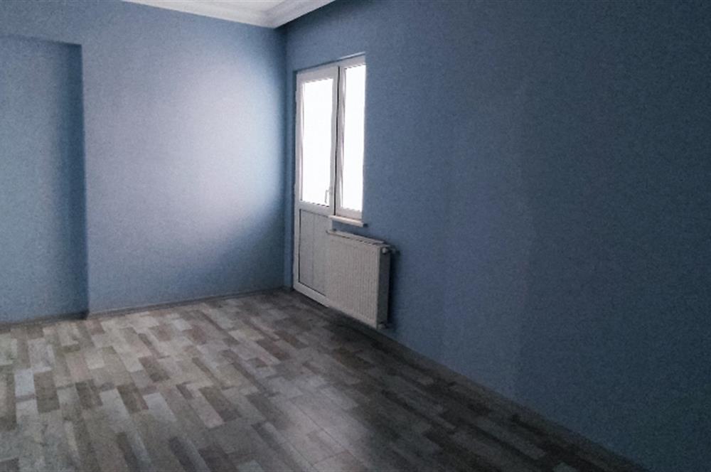 ÇEKMEKÖY TAŞDELEN'DE İÇİ FULL YAPILI FIRSAT DAİRE 