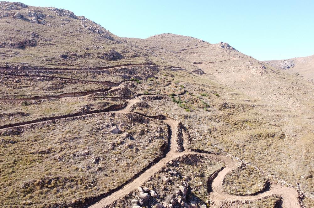 Bodrum Dereköy de Yerleşim Yerlerine Çok Yakın Yolu Açık 31 dönüm Satılık Arazi