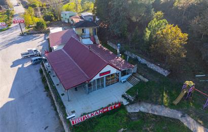 İZMİR YOLU ÜZERİNDE AKÇAKÖYDE SATILIK DAİRE FİYATINA 5000M2 TESİS
