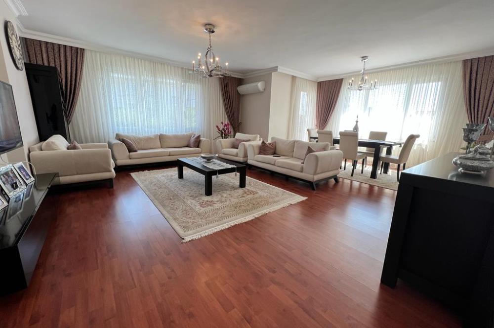 YEŞİLKÖY MERKEZDE 160 M2 3+1 !!!!