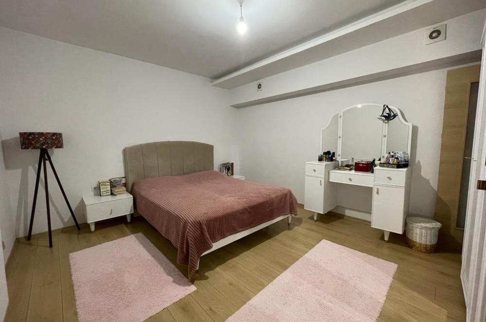 Küçük Çiğli'de 3+1 Kiralık Boş Daire