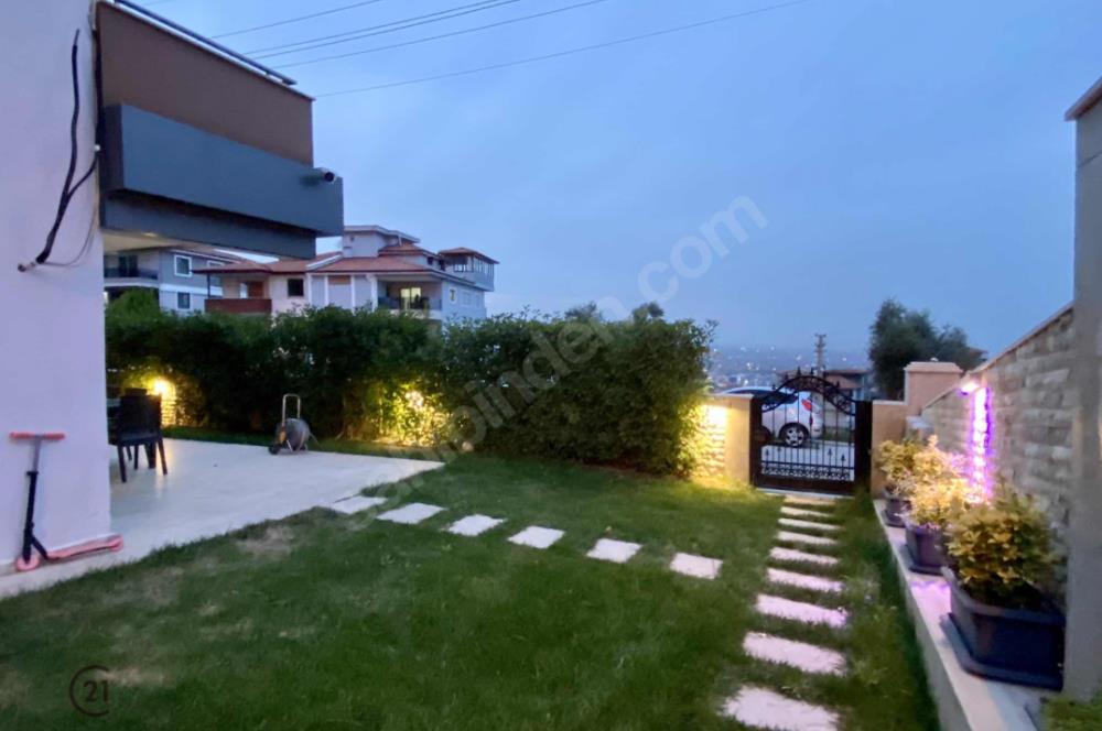 Denizli Bağbaşı'nda Muhteşem Manzaralı Lüks Villa