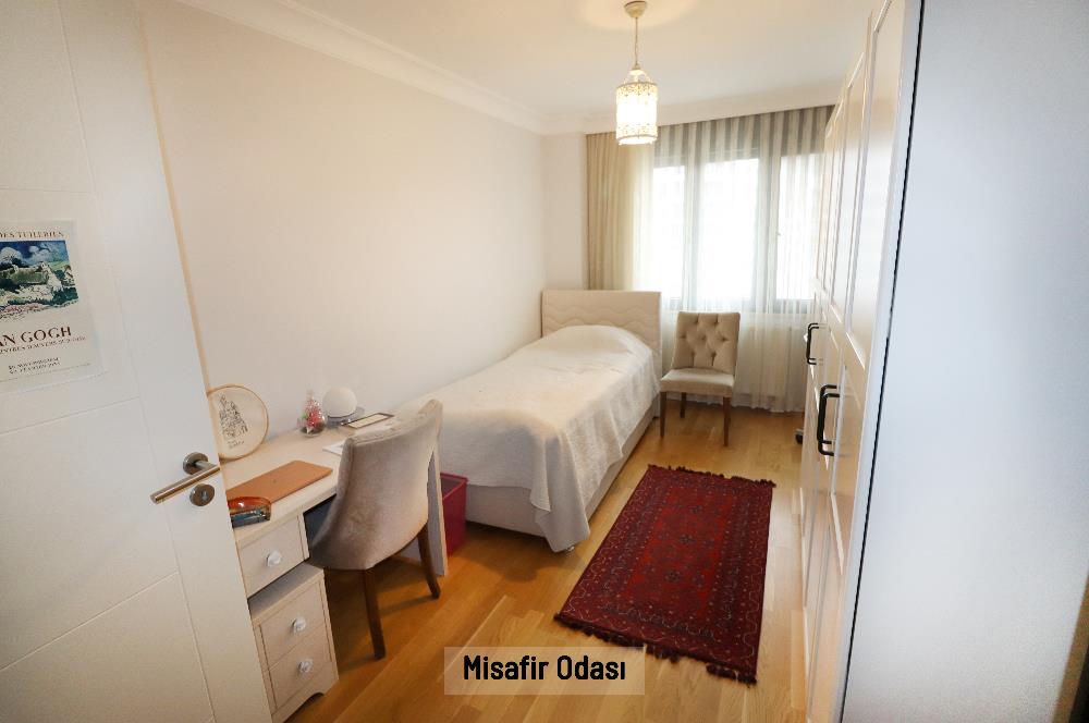 ERENKÖY GÜLBAHÇE SOKAK'TA SATILIK ŞEREFİYELİ 3+1 SATILIK DAİRE 