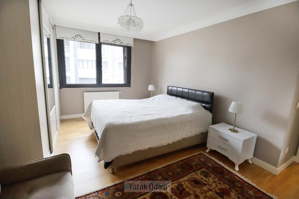 ERENKÖY GÜLBAHÇE SOKAK'TA SATILIK ŞEREFİYELİ 3+1 SATILIK DAİRE 