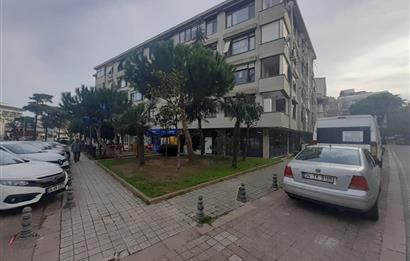 Kadıköy Osmanağa Mahallesinde Satılık Dükkan