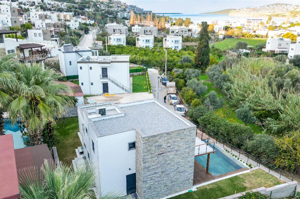 Bodrum Gündoğan Küçükbük Koyunda Müştemilatlı Tam Müstakil Villa