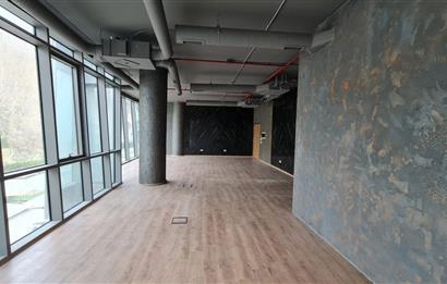 Vadi Koru Satılık 110m2 Dekorasyonlu Ofis Vadistanbul Skyland