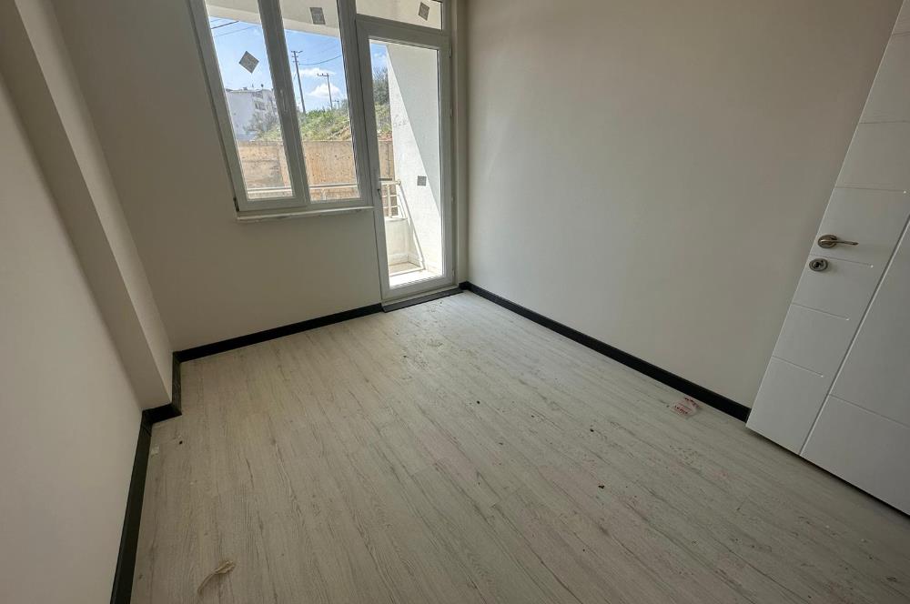 İZMİT BOĞAZOVA CADDESİNDE SATILIK 4+1 BAHÇE DUBLKES DAİRE