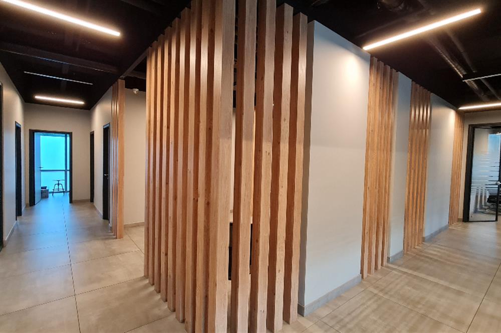 Polat Ofis Kağıthane Kiralık 420m2 Dekorasyonlu Taşnmaya Hazır