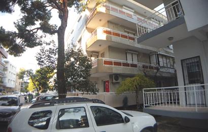 İzmir Basınsitesinde Hastane Yakınında Satılık 3+1 165 m2 Daire